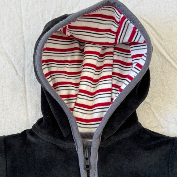 Disney Classic Pooh Train Newborn Black Velvet 2pc. Set Hoodie Jacket Pants 2009 - Picture 3 of 15